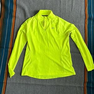 Under Armour heatgear women’s large long sleeve  1/4 running shirt